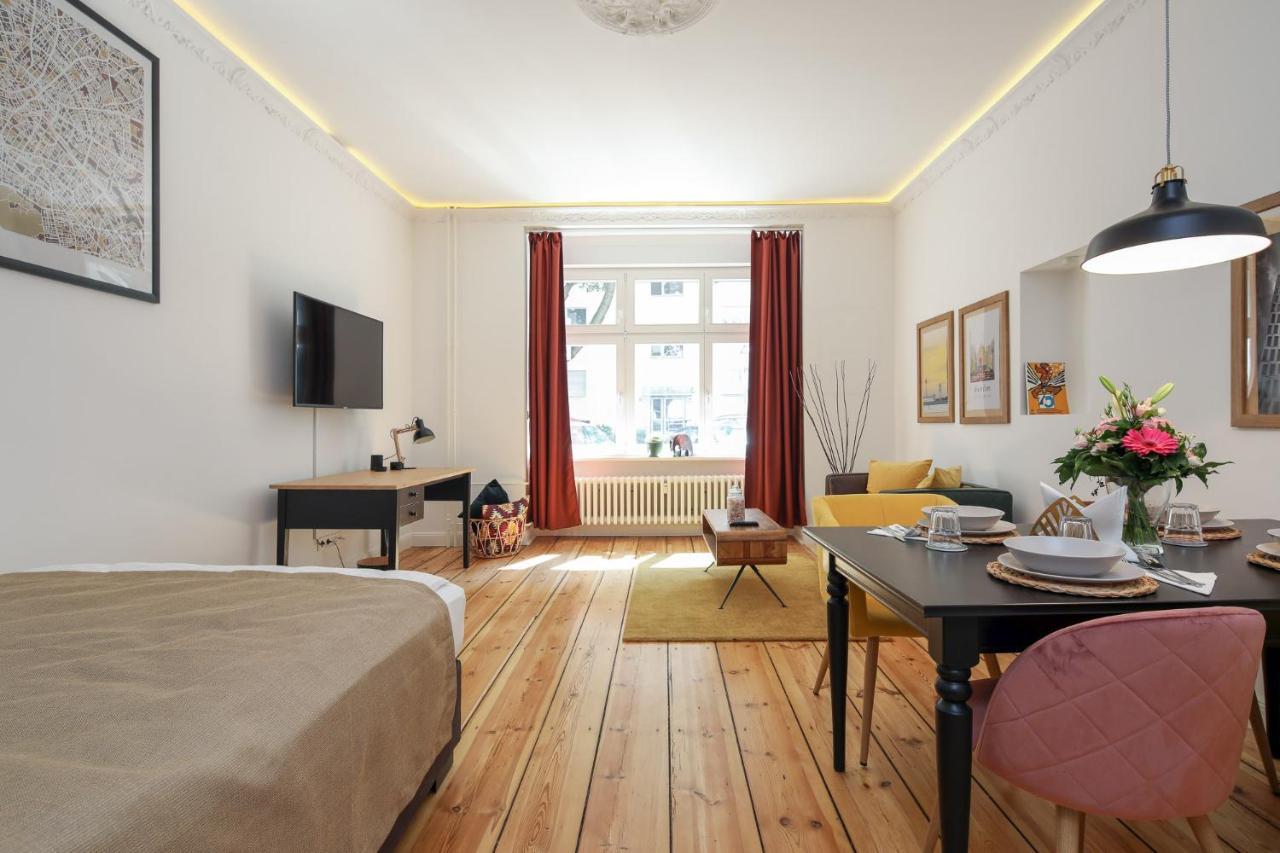 4 Personen Altbau Apartment Nahe Kurfuerstendamm - Romeo & Julia Берлин Экстерьер фото
